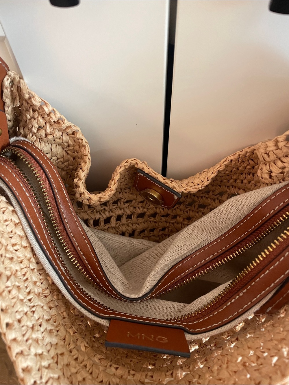 Mango Woven Straw Hobo Bag with Brown Leather Trim CB CB - Picture 4 of 14